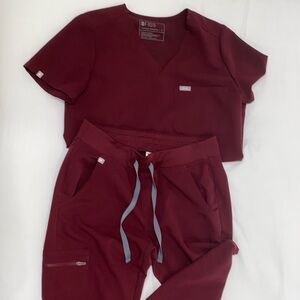 Figs Burgundy Scrub set